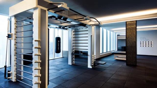 Equinox_ClubPage_Spaces_DT_RiverOaks_3200x2133_____4-min